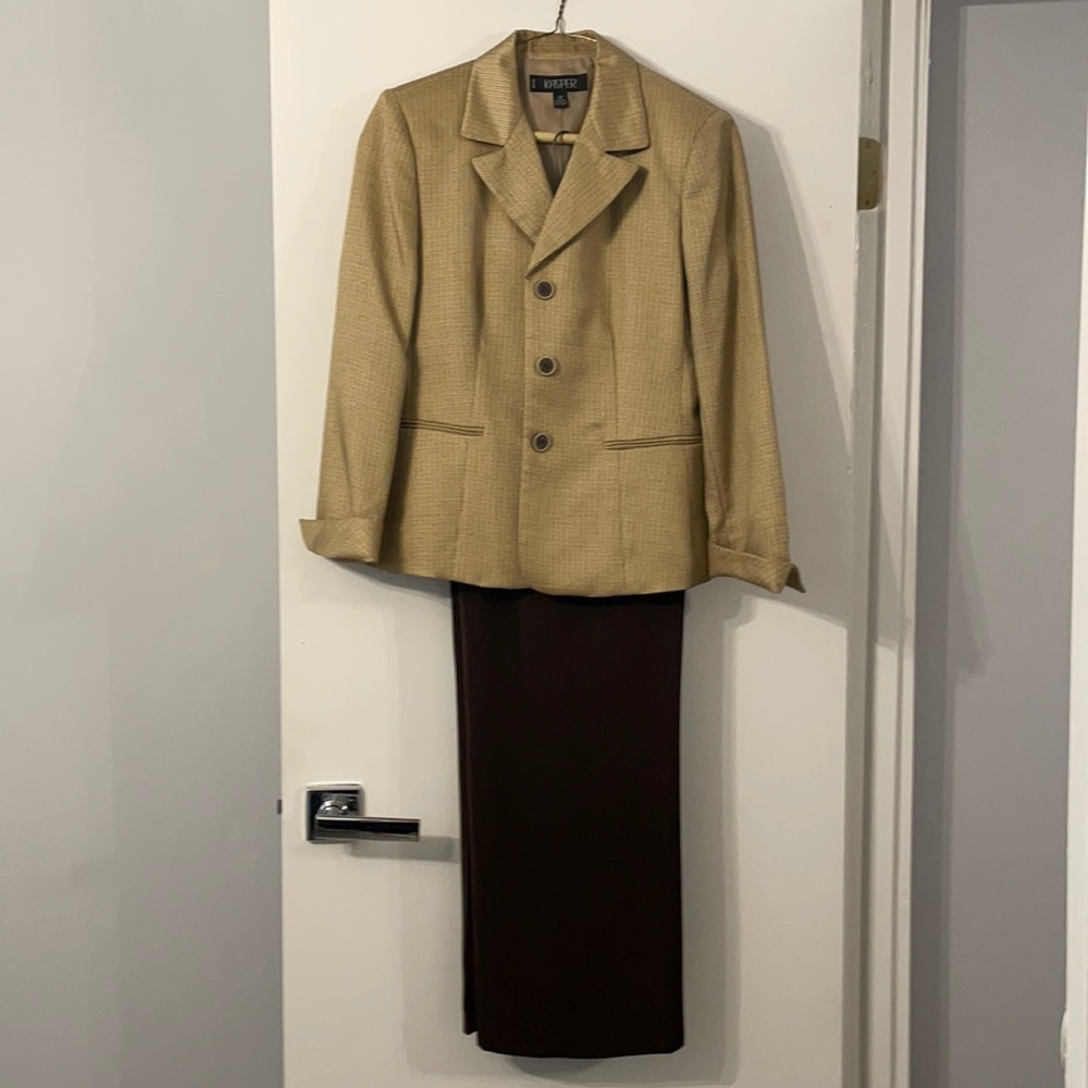 Kasper 2P Suit